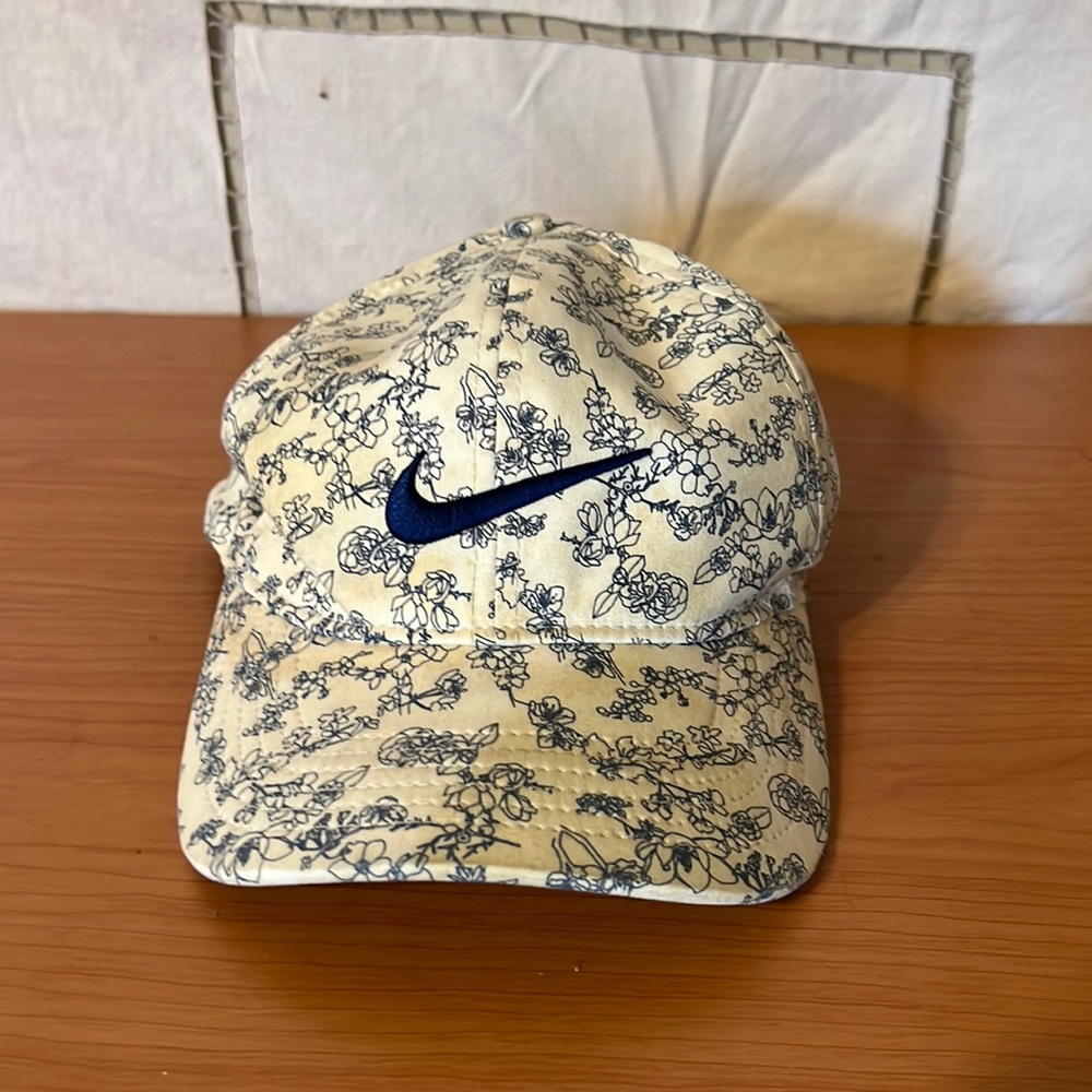 Nike hat